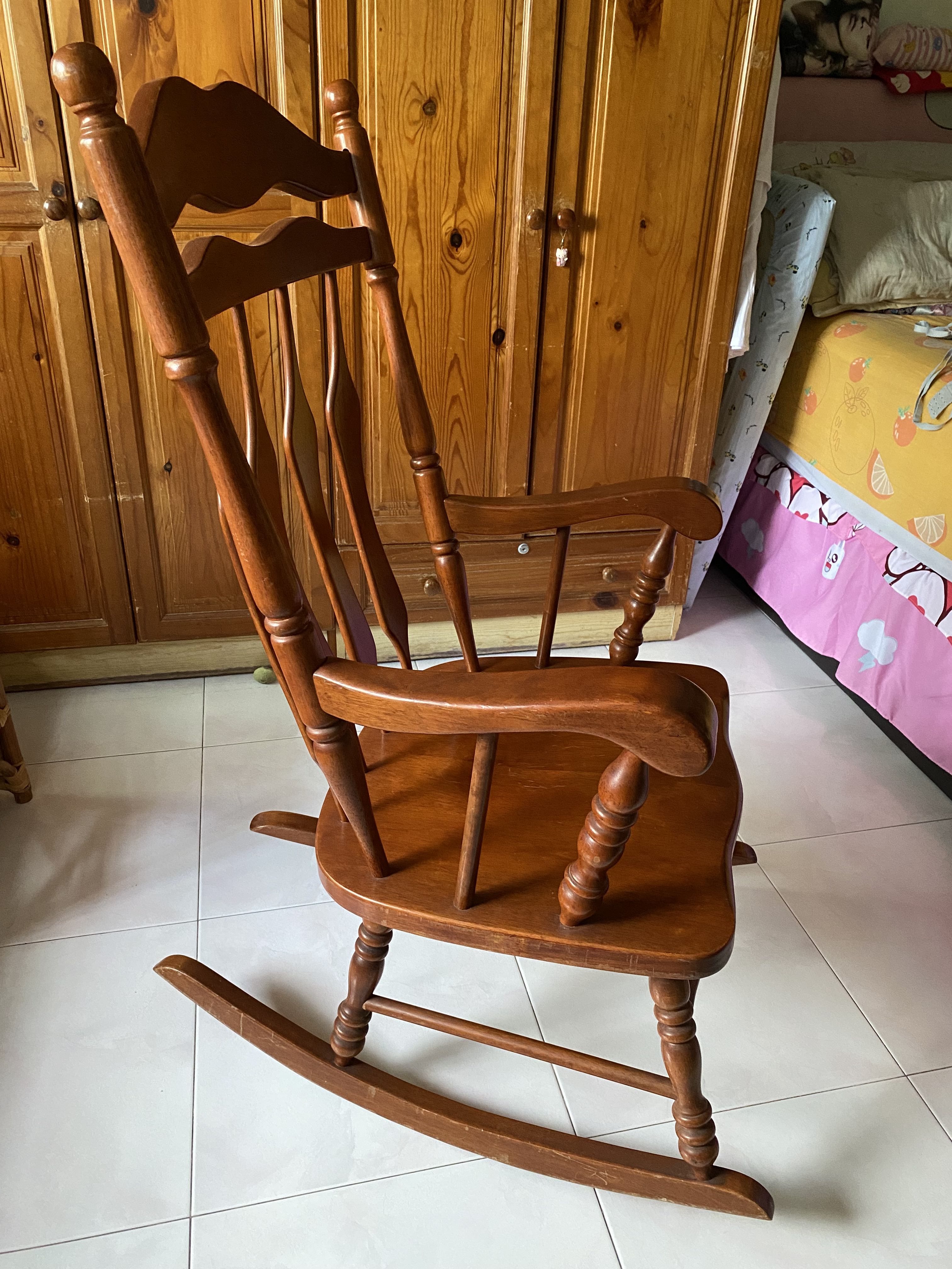 maple wood rocking chair