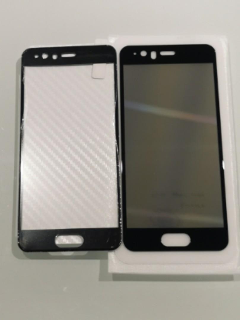 Screen Protector (Category: Other Mobile & Gadget Accessories) located in Singapore. Submitted by dordot (Listing ID 1096799320, Image 1). Description: Huawei P10 Quick sales.