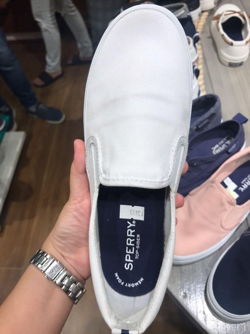 Sperry slip discount on white
