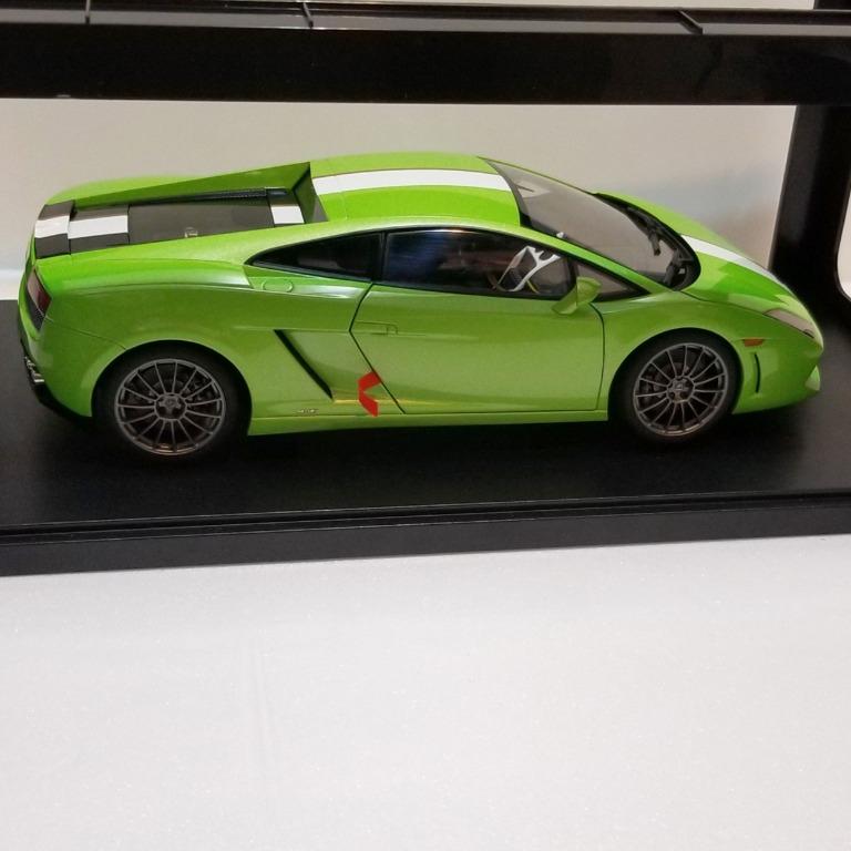 Figurine 1/18 Lamborghini Balboni – Résine Non Peinte – Vroom – Autoart / CMR – Neuf