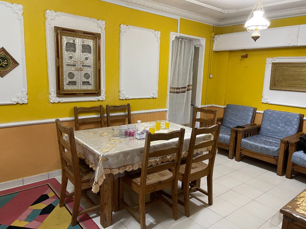 (Category: ) located in . Submitted by zazali67 (Listing ID 1097051312, Image 1). Description: .