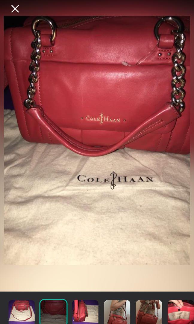 💯💯 authentic cole haan doctors bag (Category: Luxury Bags & Wallets) located in Batangas. Submitted by girlmeetspurple (Listing ID 1096977012, Image 2). Description: Authentic bought from Japan ✅comes with Cole Haan dustbag.