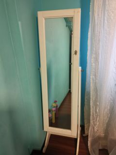 (Category: ) located in . Submitted by loverad221 (Listing ID 1096973505, Image 1). Description: .
