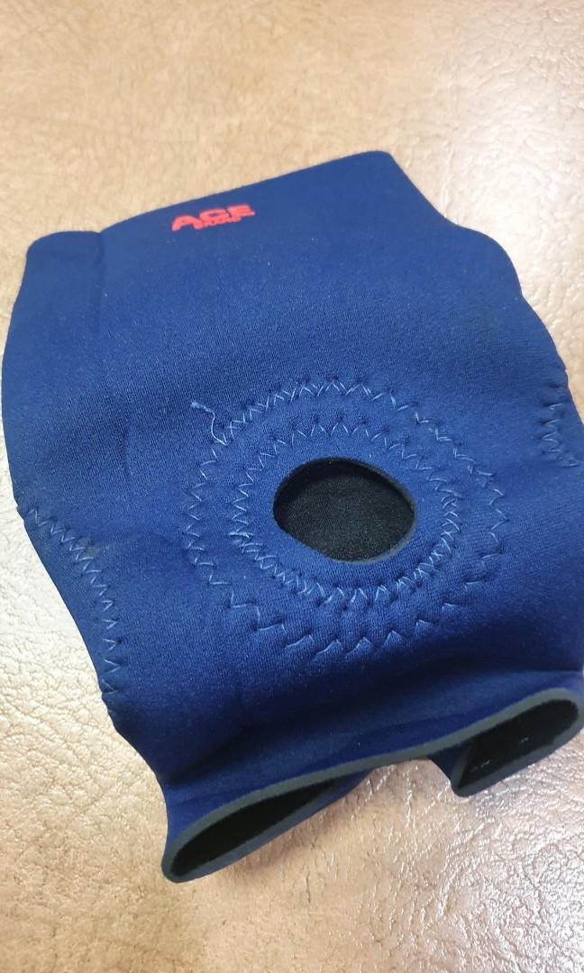 ACE Knee Brace (Category: Sports & Fitness Nutrition) located in Paranaque City. Submitted by olxph_23709942 (Listing ID 1097049761, Image 2). Description: pay via gcash deliver via grab.