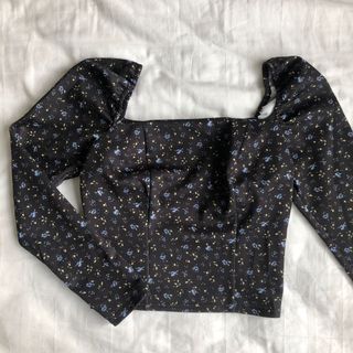 (Category: ) located in . Submitted by thriftingthrough (Listing ID 1097038294, Image 1). Description: .