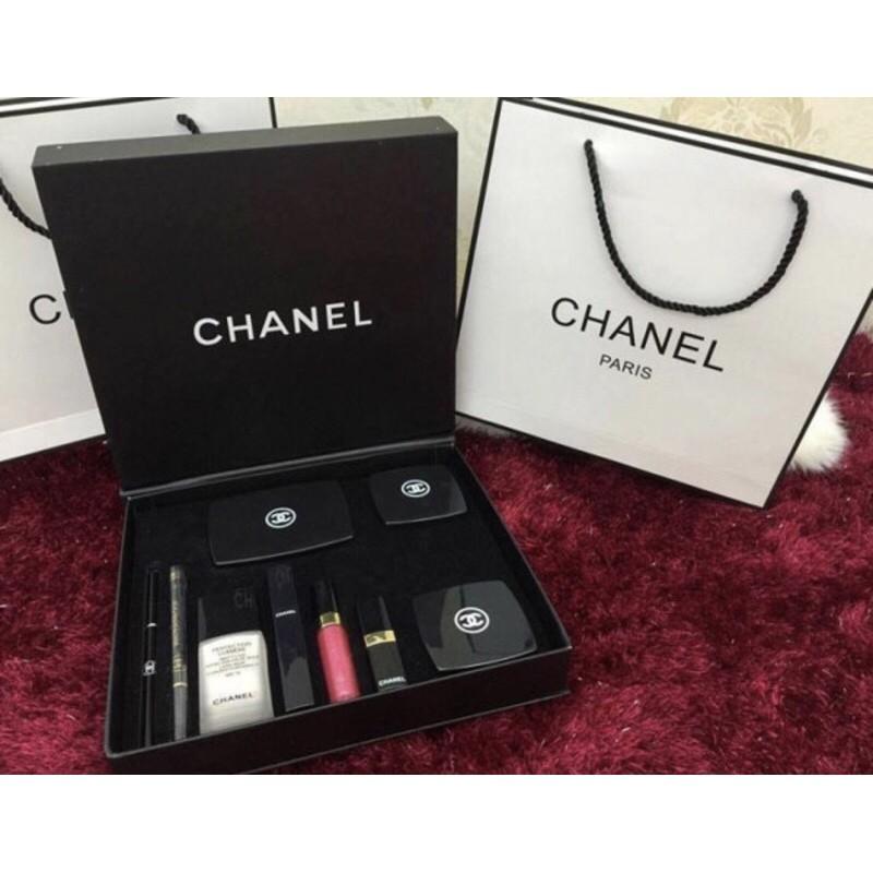 new CHANEL Cosmetic MakeUp Storage Organizer Box  Makeup storage  organization Chanel cosmetics Makeup storage