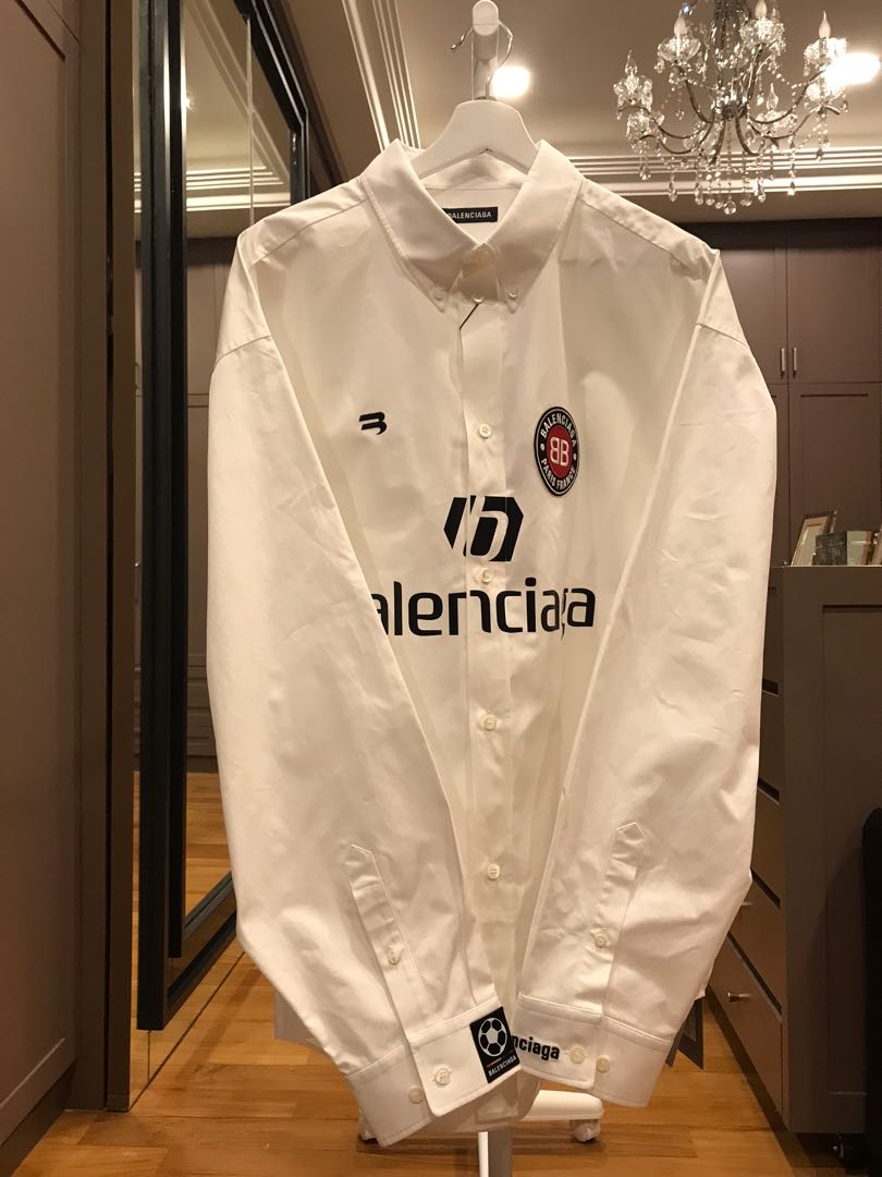 Tổng hợp hơn 64 về balenciaga soccer jacket mới nhất