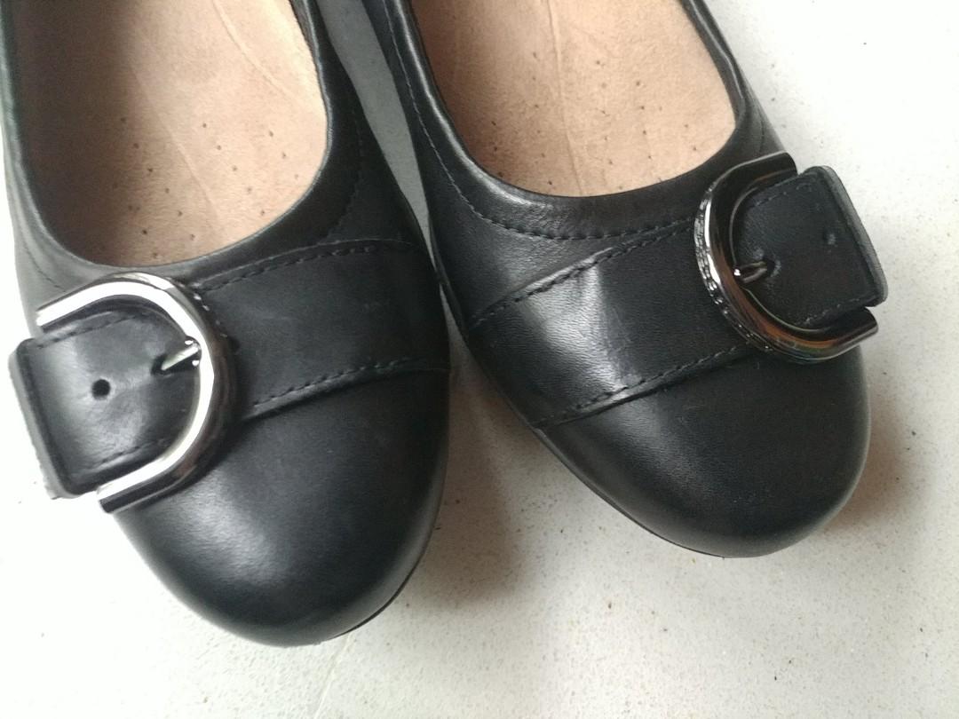 Clarks neenah lark shoes best sale