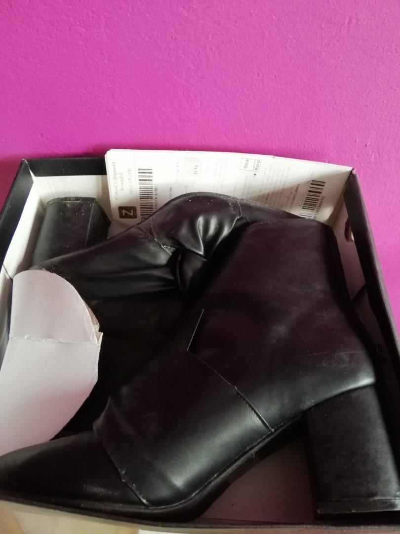 zalora boots