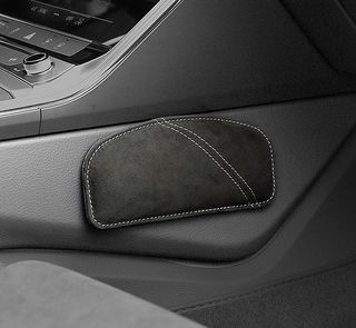 (Category: ) located in . Submitted by RimProtectorKW (Listing ID 1097032060, Image 1). Description: .