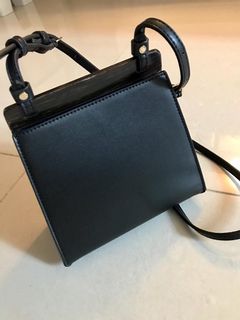 （分類：）位於 。 由 harleymargot 提交（商品編號 1097094021，圖片 1）。簡介： 。
