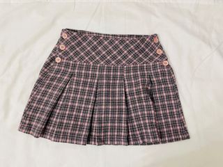 (Category: ) located in . Submitted by mypreloved288 (Listing ID 1096991660, Image 1). Description: .