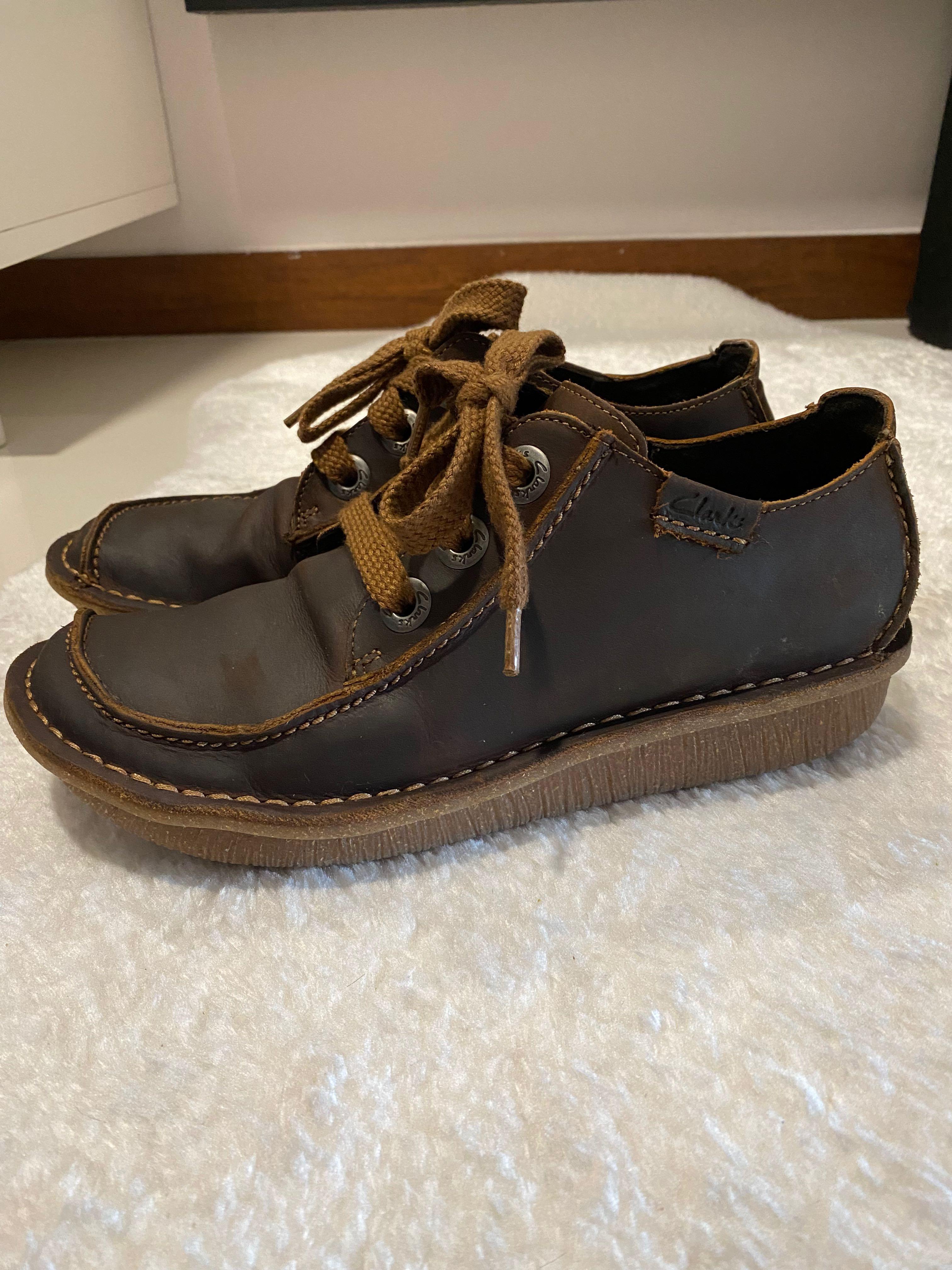 BN Clarks Women Artisan Lace Up Leather Low Boots Women s Fashion