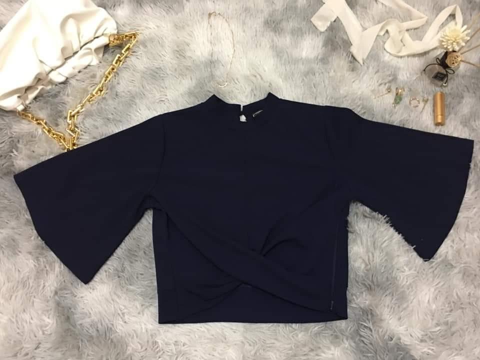 Dark Blue Butterfly Sleeve Short Top 深蓝色蝴蝶袖短板上衣 Women S Fashion Clothes Tops On Carousell
