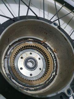 Gear motor servicing