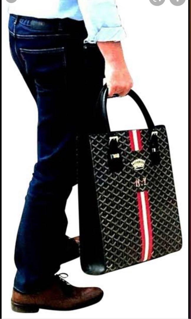 Goyard Comores / Voltaire GM (Category: Luxury Bags & Wallets) located in Makati City. Submitted by forbesclosetsale (Listing ID 1097016374, Image 3). Description: Goyard Comores Black GM Height 15 inches Width 13 inches Seen on many celebrities And a staple for fashionable Japanese men in Tokyo .