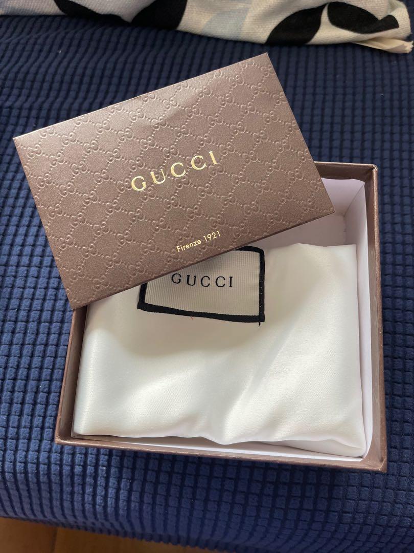 Gucci belt box and dust bag store