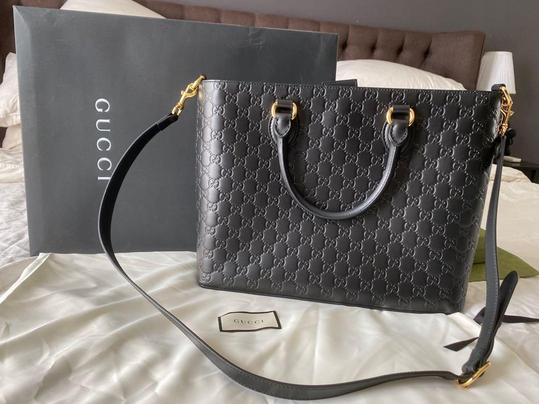 Authentic Gucci Black Leather Signature GG Embossed Handbag, Luxury, Bags &  Wallets on Carousell