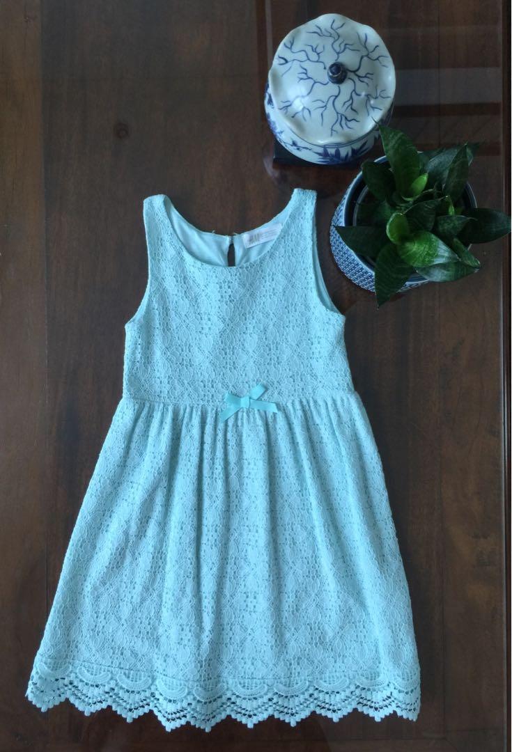 H&M Lace Dress (Category: Babies & Kids Fashion) located in Bacolod City. Submitted by bitter_lemon (Listing ID 1096923088, Image 1). Description: .