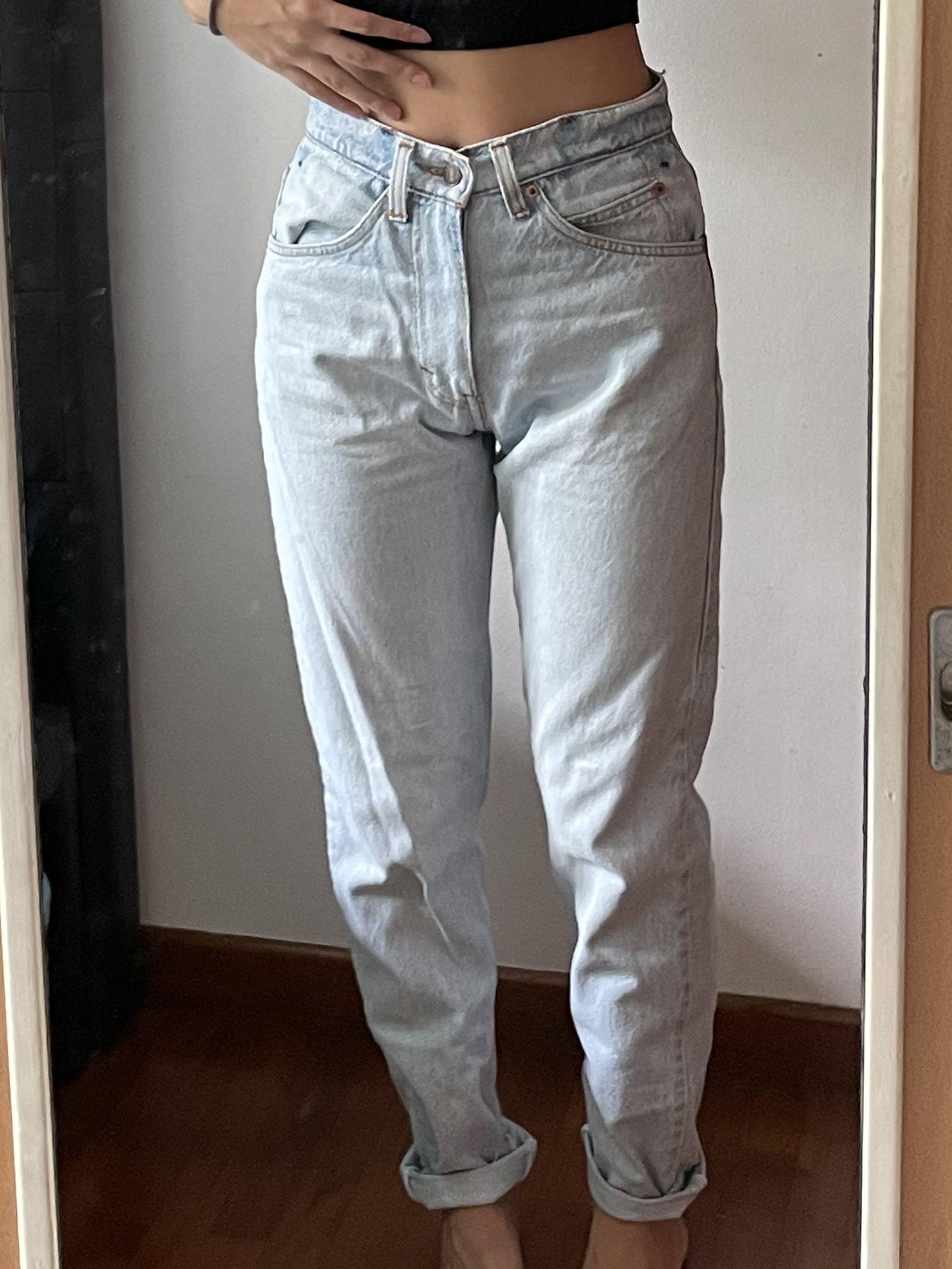 Levis 550 mom jeans hotsell