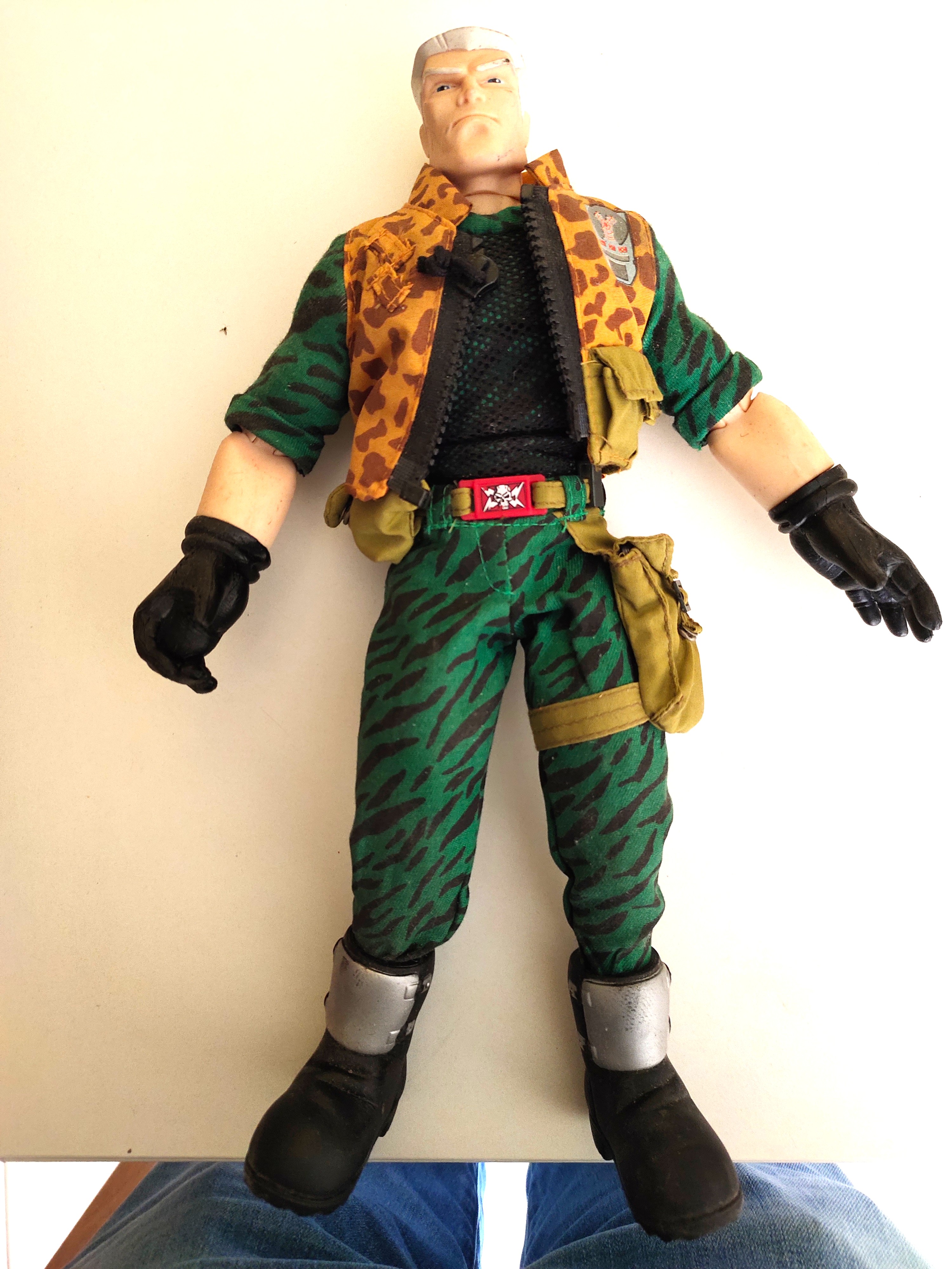 Loose 12 inch Chip Hazard from the movie Small Soldiers, Hobbies & Toys