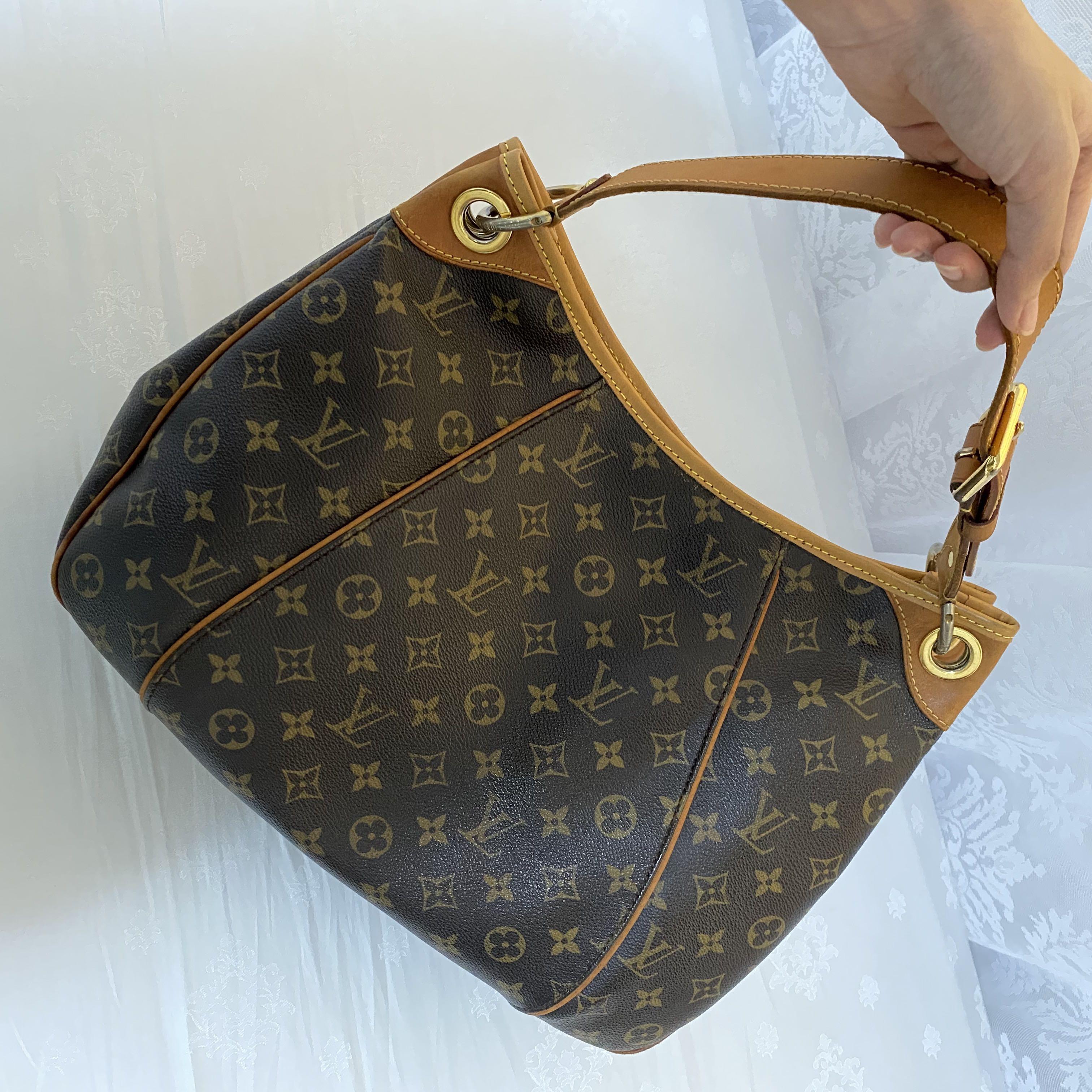 Louis Vuitton Galliera Shoulder Bag – La Petite Boutique Winthrop