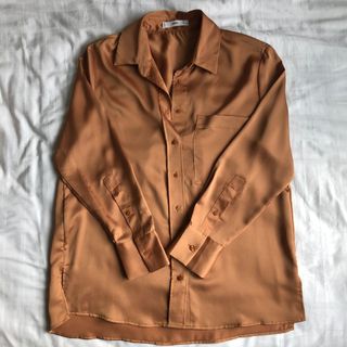 (Category: ) located in . Submitted by thriftingthrough (Listing ID 1097038879, Image 1). Description: .