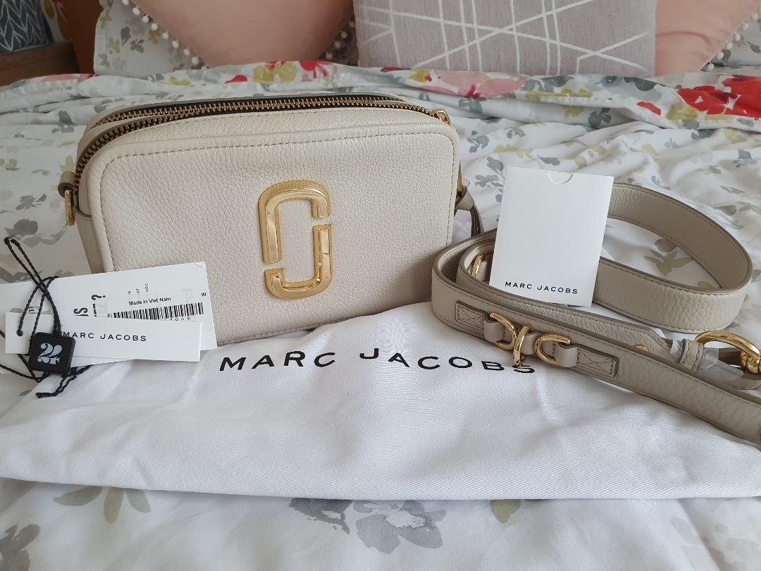 Marc Jacobs Off-white 'the Softshot' 21 Bag In 106 Cream