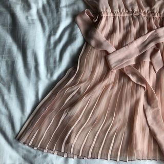 (Category: ) located in . Submitted by thriftingthrough (Listing ID 1097027687, Image 1). Description: .