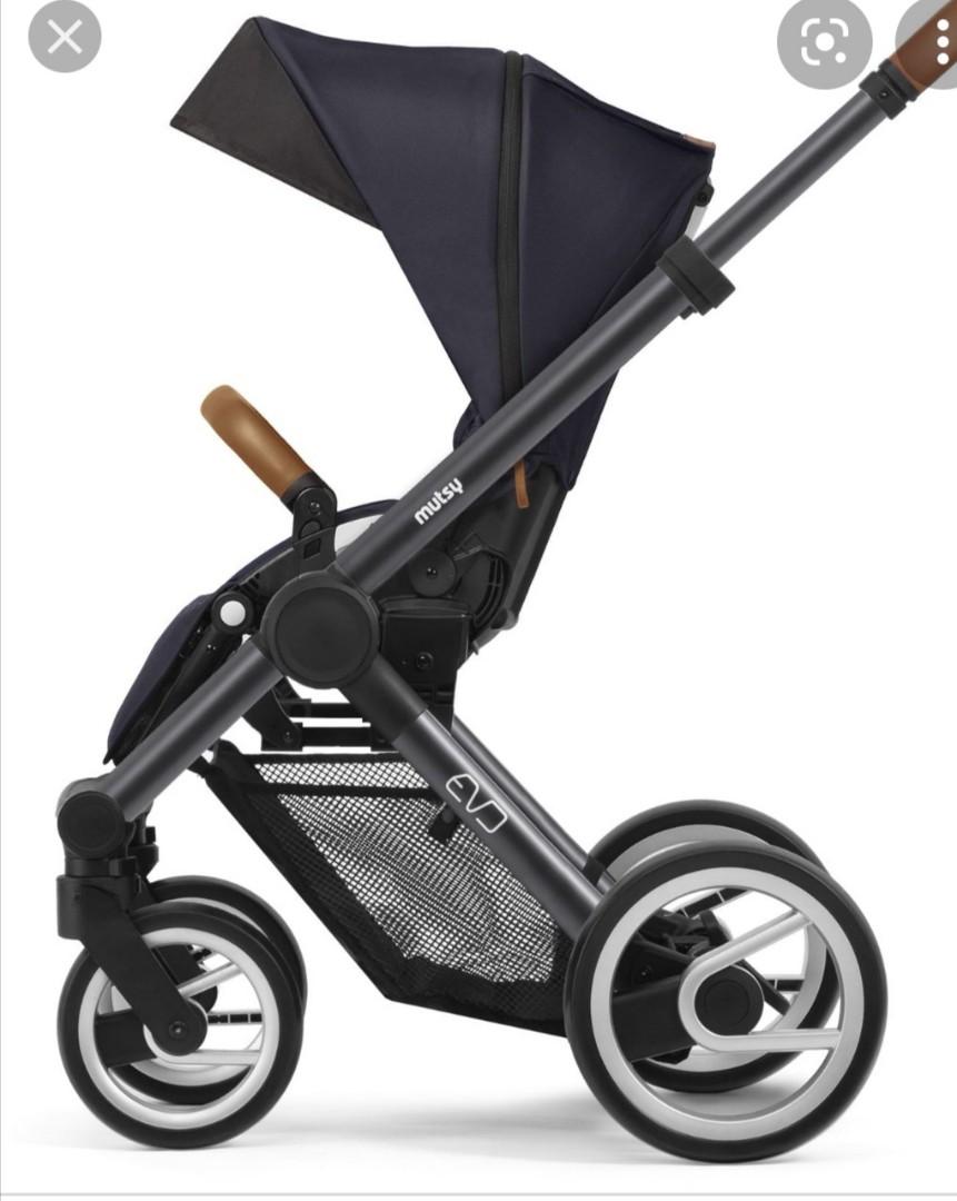 Mutsy Evo Nomad plus Bassinet, Babies & Going Out, Strollers on Carousell