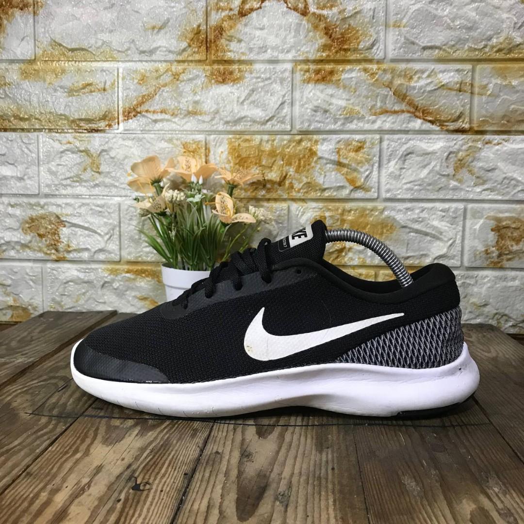 NIKE FLEX EXPERIENCE RN7 SAIZ 8.5uk Harga rm65 Available
