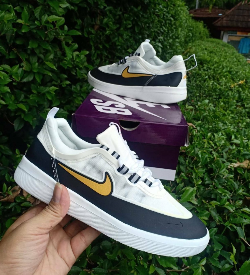 nike nyjah black and white