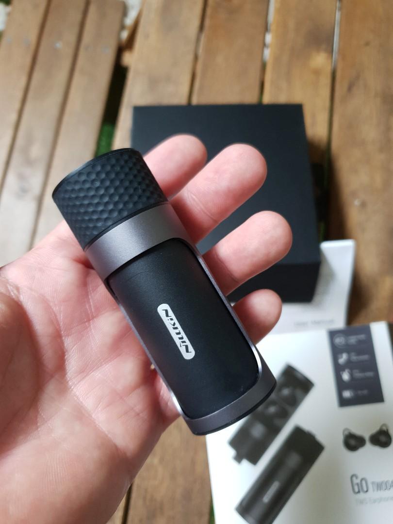 Nillkin on sale tw004 review