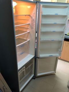 （分類：）位於 。 由 hilem 提交（商品編號 1097096987，圖片 1）。簡介： 。
