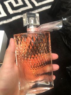 (Category: ) located in . Submitted by suezyn (Listing ID 1097012128, Image 1). Description: .