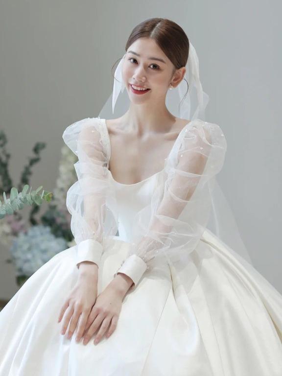 White bridal sale dressing gown
