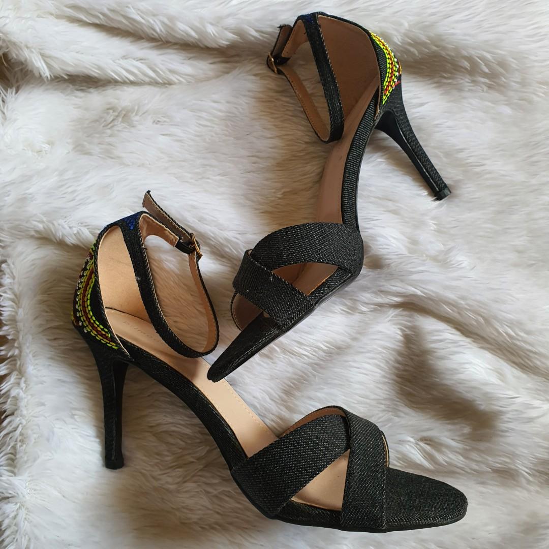 Primadonna Black Denim Heels size 40 (Category: Heels) located in Angeles City. Submitted by declutt.rwithme (Listing ID 1096978153, Image 2). Description: never worn size 10 or 40 rfs: declutter.