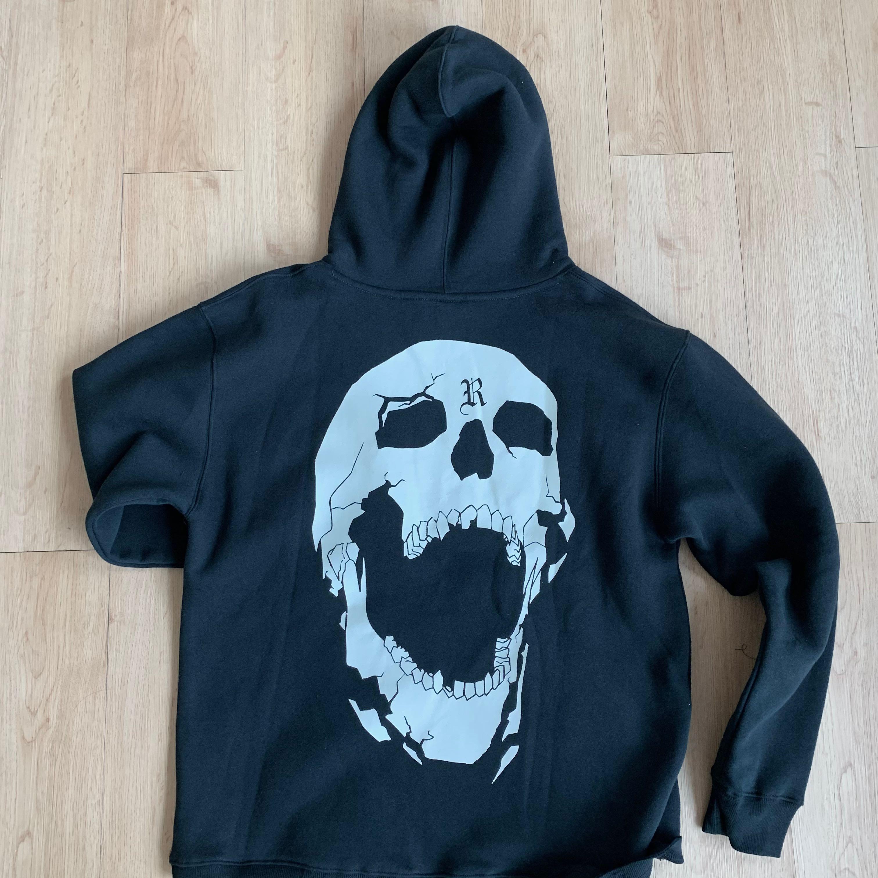 Revenge Bone Hoodie Fit All size 100 Authentic Men s Fashion