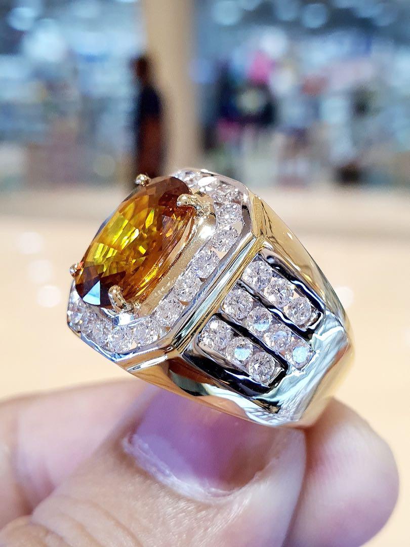 Large 6.58 ct. Natural Yellow Sapphire ring in 20K gold setting