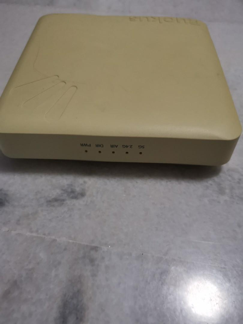 Ruckus ZoneFlex 7372 Access Point, Computers & Tech, Parts