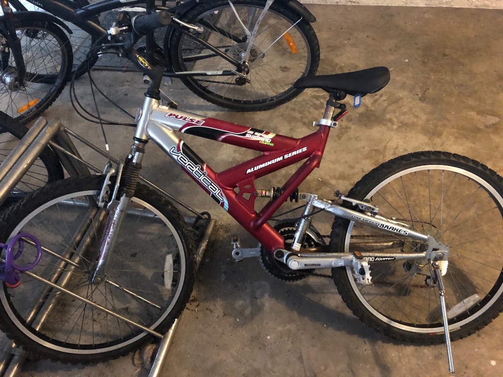 Shimano vertical aluminum shop mountain bike