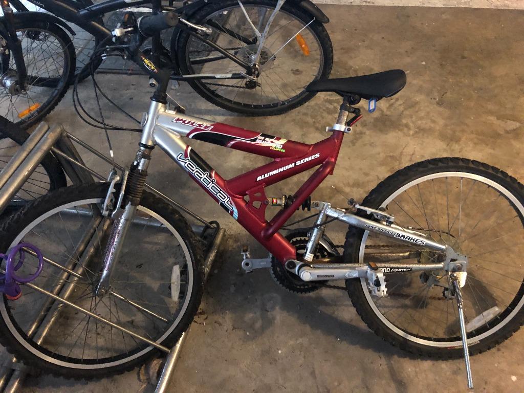 Vertical aluminum bike 2025