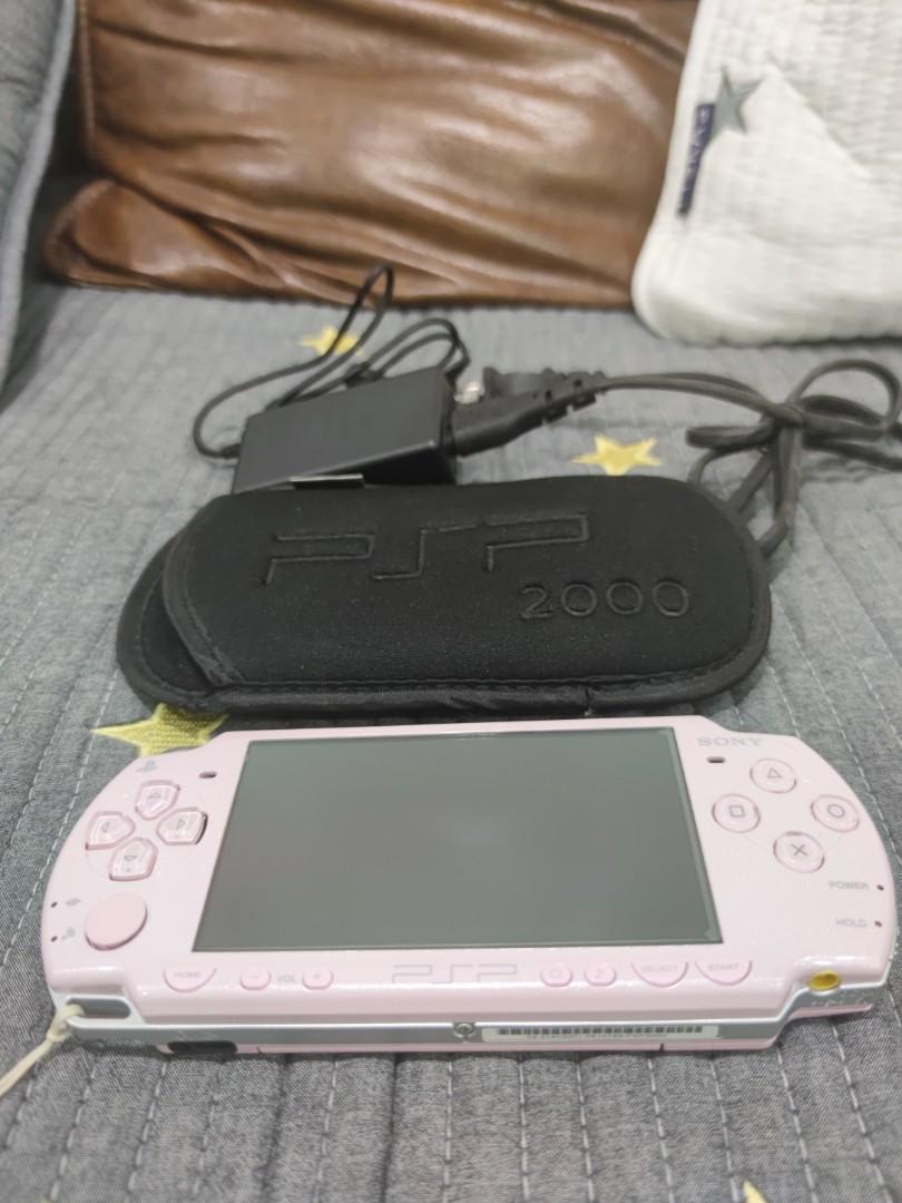 Sony PSP 2000 limited pink, Video Gaming, Video Games, PlayStation on ...