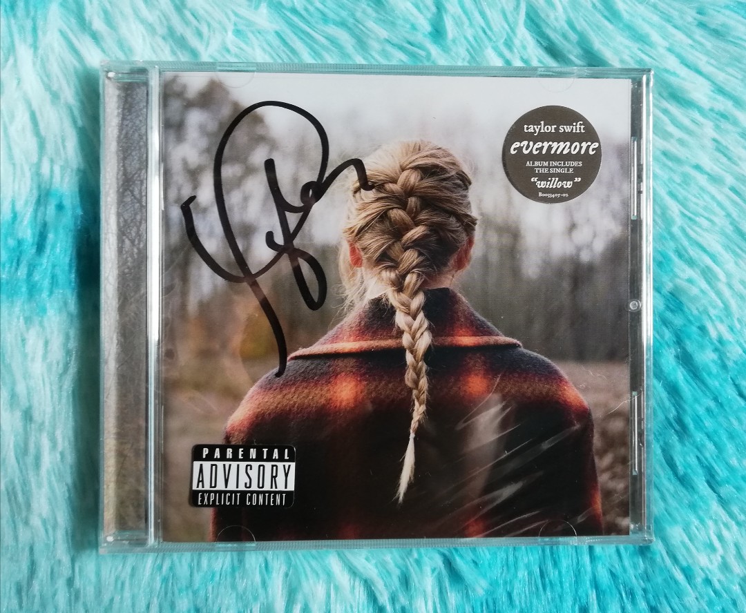Taylor Swift Signed Evermore CD - Media