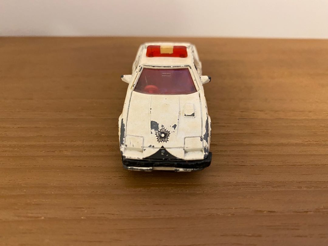 Tomica警車1 61 Nissan Fairlady Z 300zx No 15 玩具 遊戲類 玩具 Carousell Tomica警車1 61 Nissan Fairlady Z 300zx No 15 玩具 遊戲類 玩具 Carousell