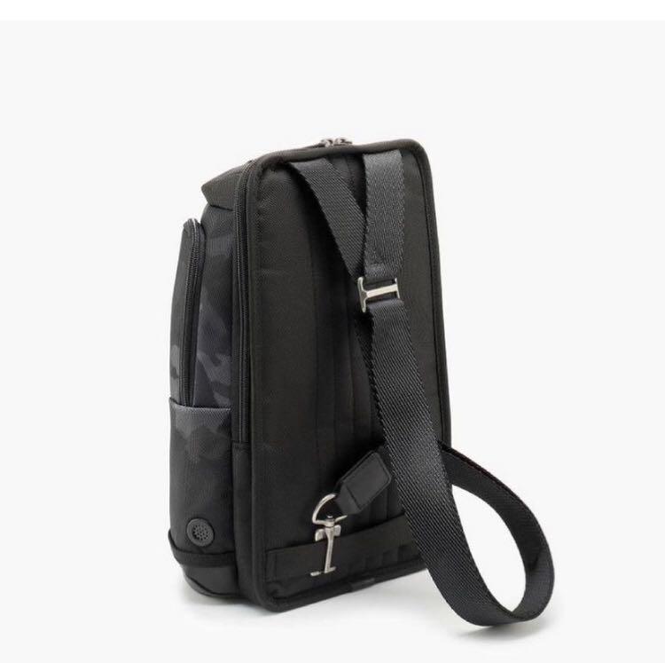 Tumi Fremont Higgins Sling, Luxury, Bags & Wallets on Carousell