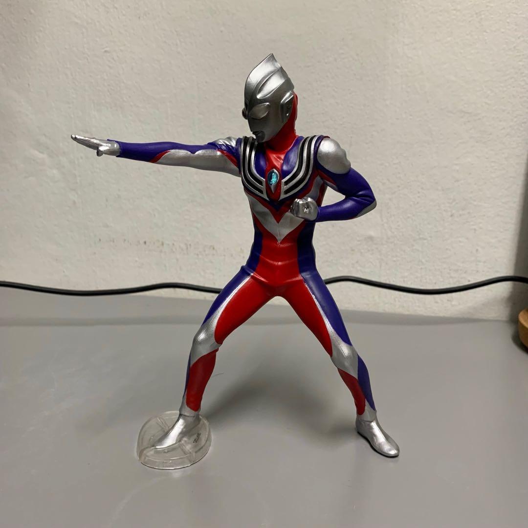 Ultraman Tiga Blast Bandai 25th Anniversary Figurine Hero Brave Statue ...