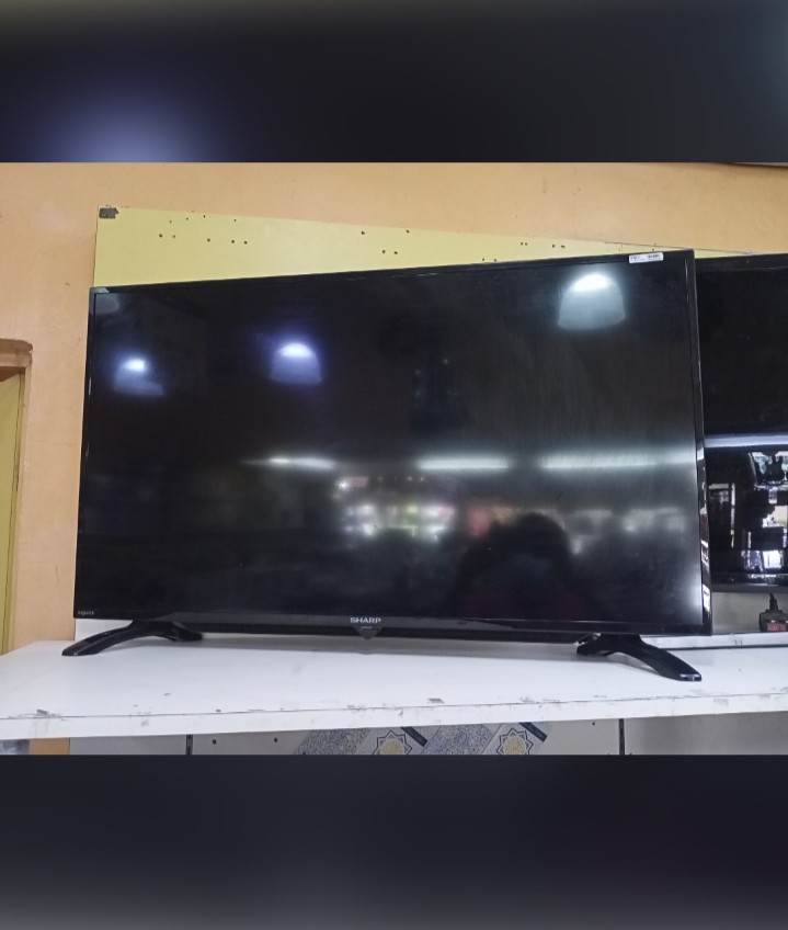 Sharp 40 Inch LED Full HD TV LC-40LE185M Black – HKarim Buksh