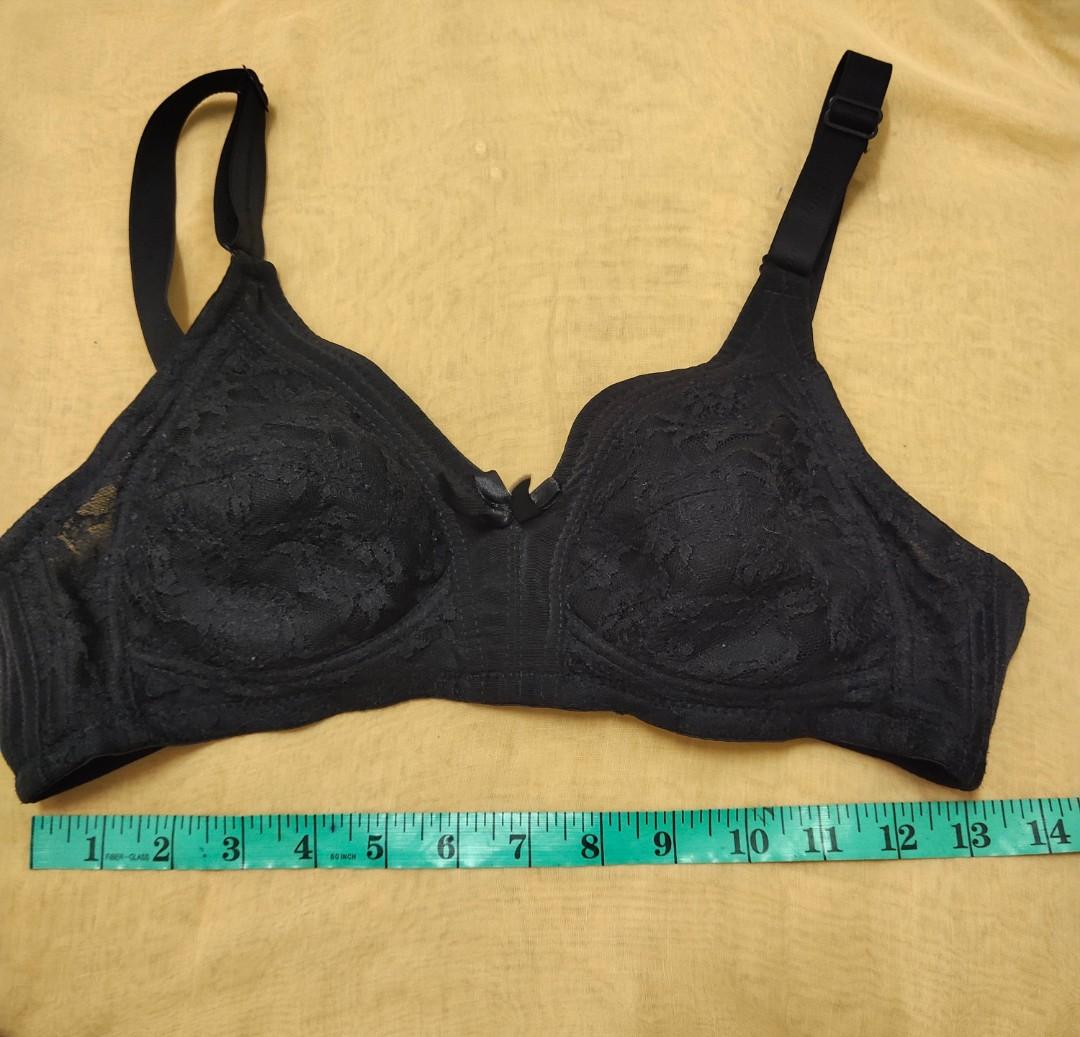 SHEIN Basics Bras (size 80C), Women's Fashion, New Undergarments &  Loungewear on Carousell