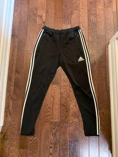 ADIDAS SWEATS SIZE MEDIUM WOMENS